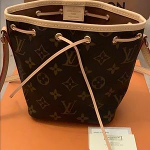 DISCONTINUED 100% authentic Louis Vuitton brand new nano noe